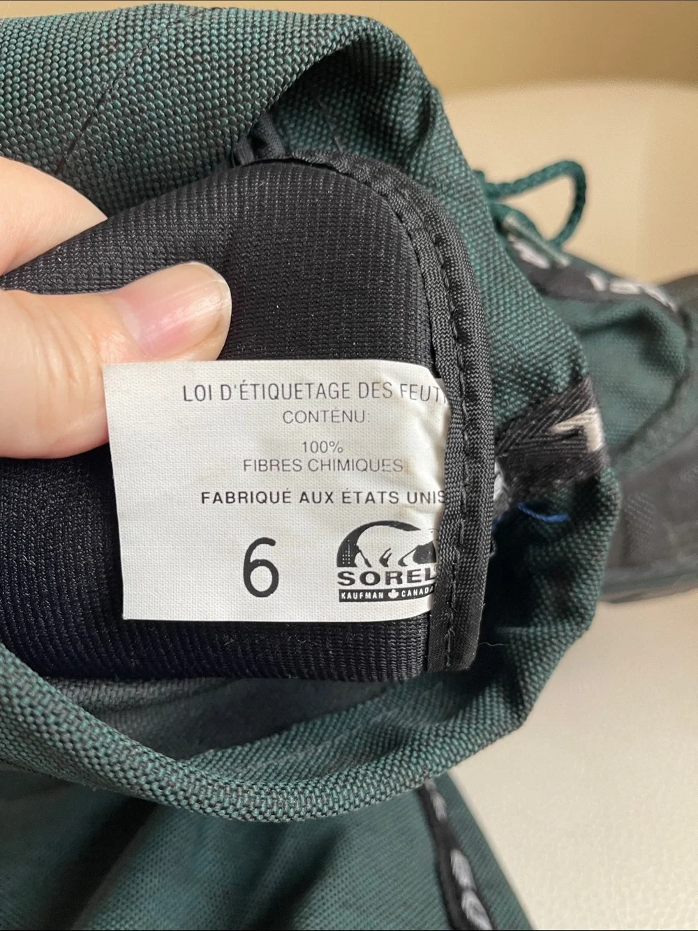 Sorel tall winter